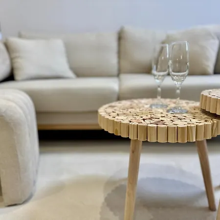 Sublime Loft Avec Privatif & Sauna, Hyper Centre, Parking Facile Épinal