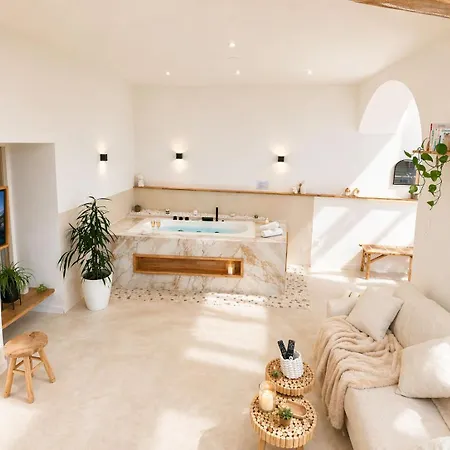 Sublime Loft Avec Privatif & Sauna, Hyper Centre, Parking Facile Apartment *