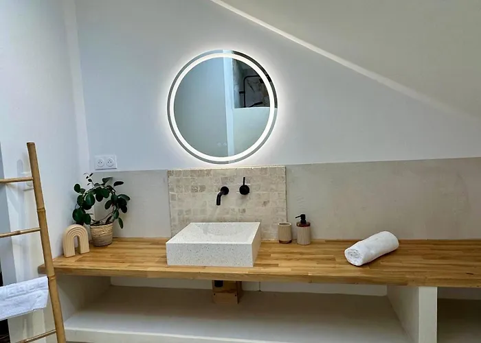 Sublime Loft Avec Privatif & Sauna, Hyper Centre, Parking Facile *